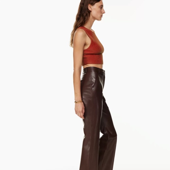 Aritzia Babaton Sculpt Knit Racer Cropped Tank - Picture 4 of 8